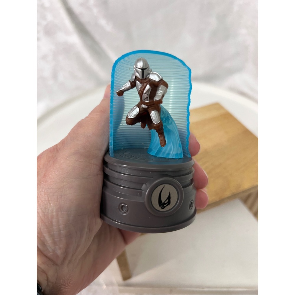 Star Wars The Mandalorian Burger King Toy Figure Din Djarin Beskar Armor Base